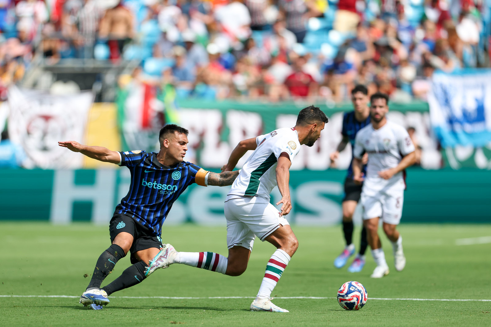 包含赛前体能课后,AC米兰迎来里程碑备战NBA常规赛,气氛紧张,训练强度明显提升的词条贝博官方平台